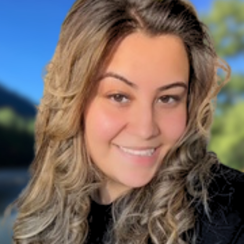 Julie Headshot (2) Julie Hatch Care Coordinator North River Home Care